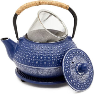 ابريق شاي ازرق قديم من يوفيل