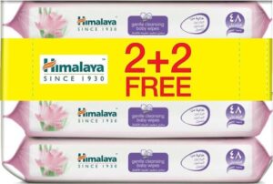 مناديل مبللة للتنظيف اللطيف للاطفال خالية من الكحول والبارابين من هيمالايا، 4 عبوات - 192 منديل